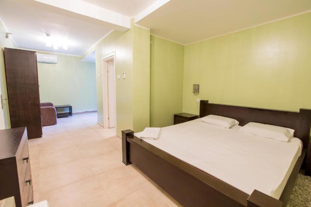 Central Laguardia Hotel Tel Aviv Eksteriør billede