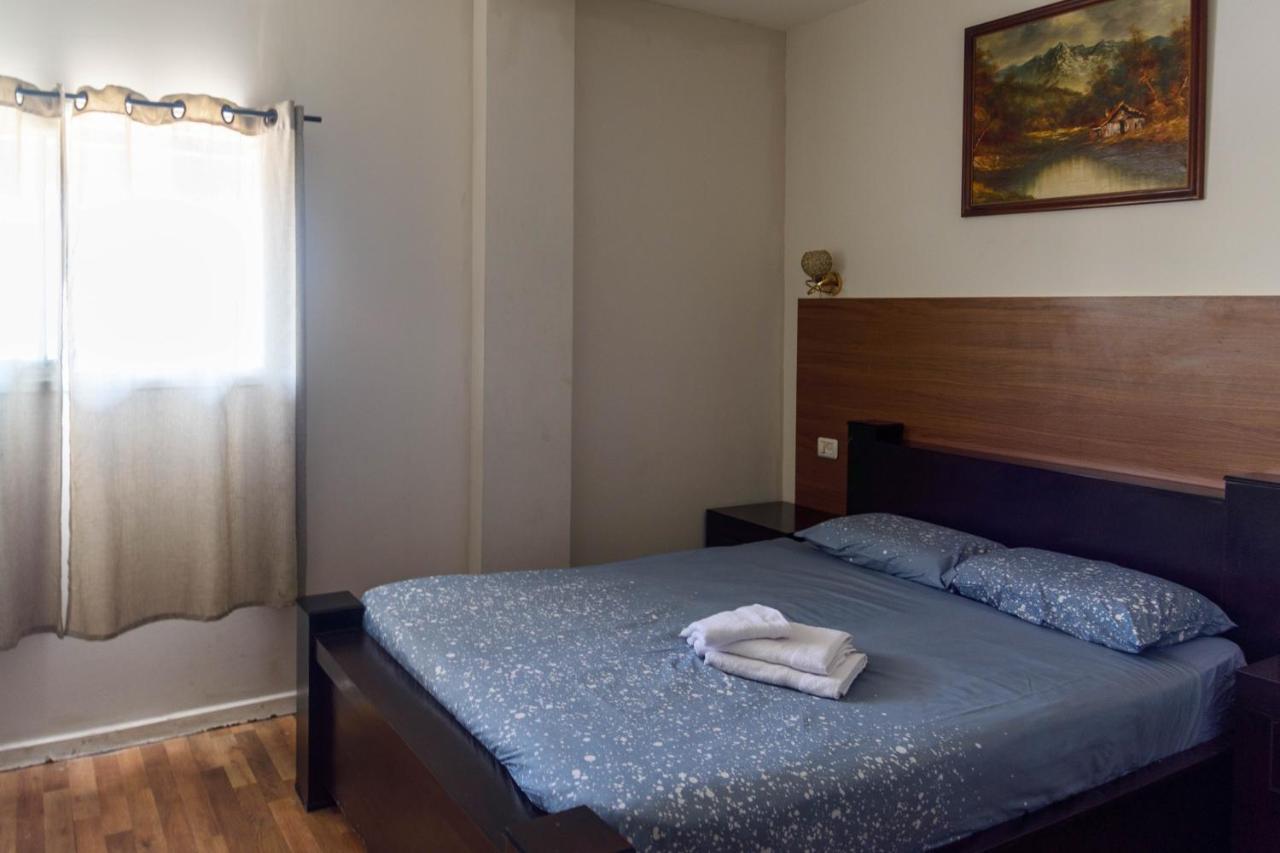 Central Laguardia Hotel Tel Aviv Eksteriør billede