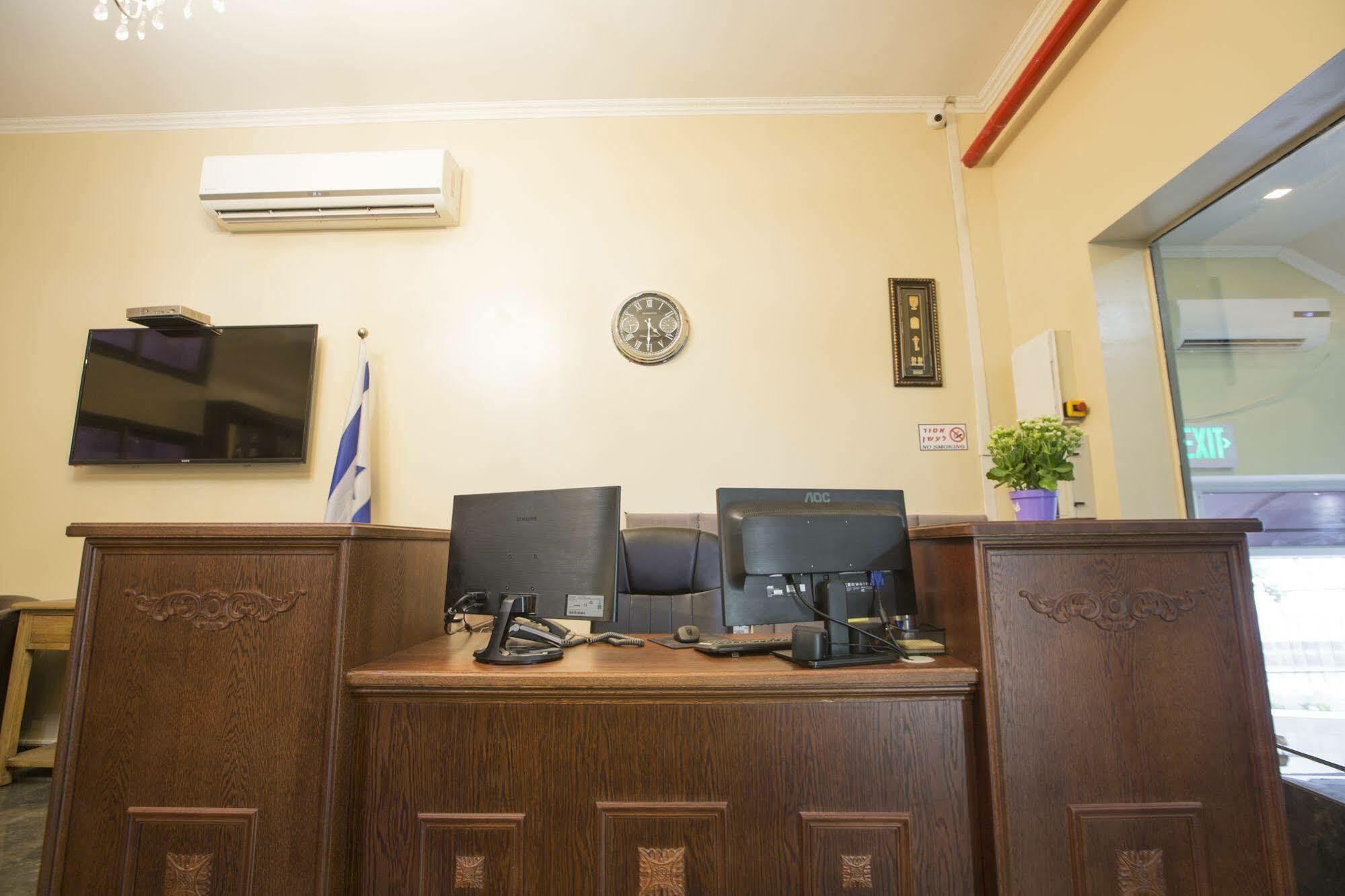 Central Laguardia Hotel Tel Aviv Eksteriør billede